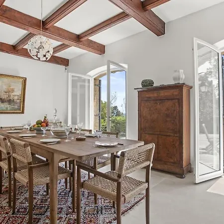 Villa Villa, 8 Pers, Pieds Dans L'eau *