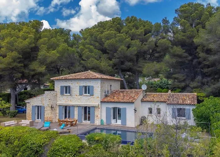 Villa, 8 Pers, Pieds Dans L'eau فيلة *