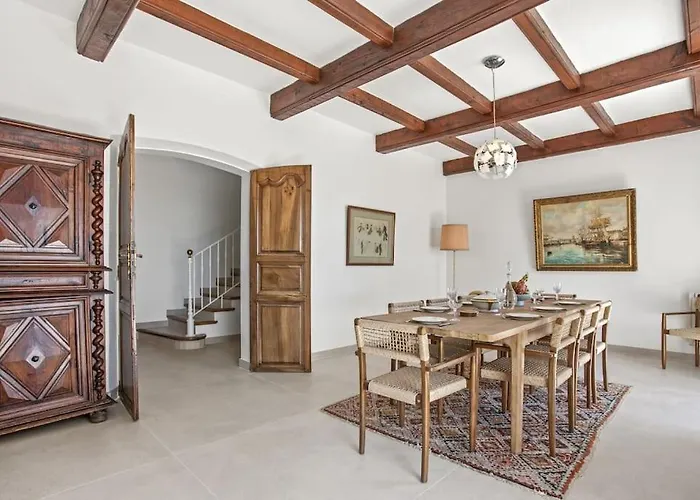 Villa, 8 Pers, Pieds Dans L'eau فيلة Saint-Raphaël